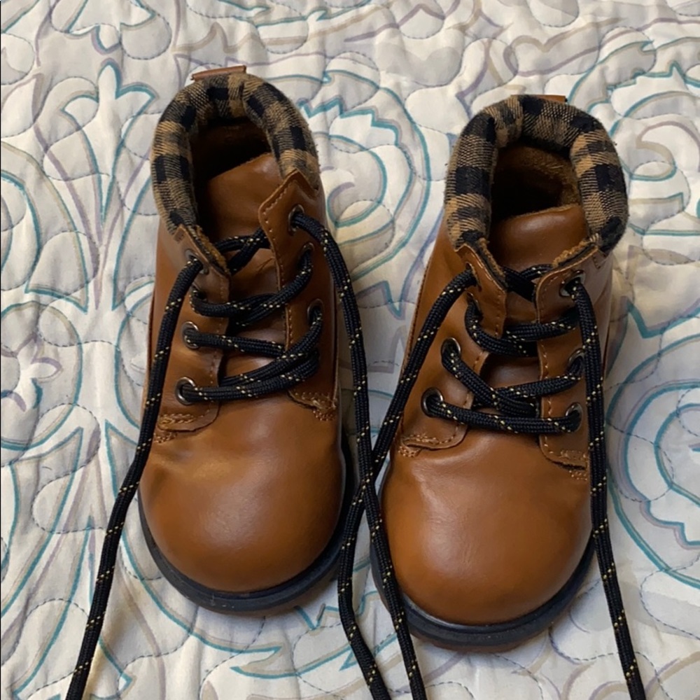 Toddler boots size 5! Euc!